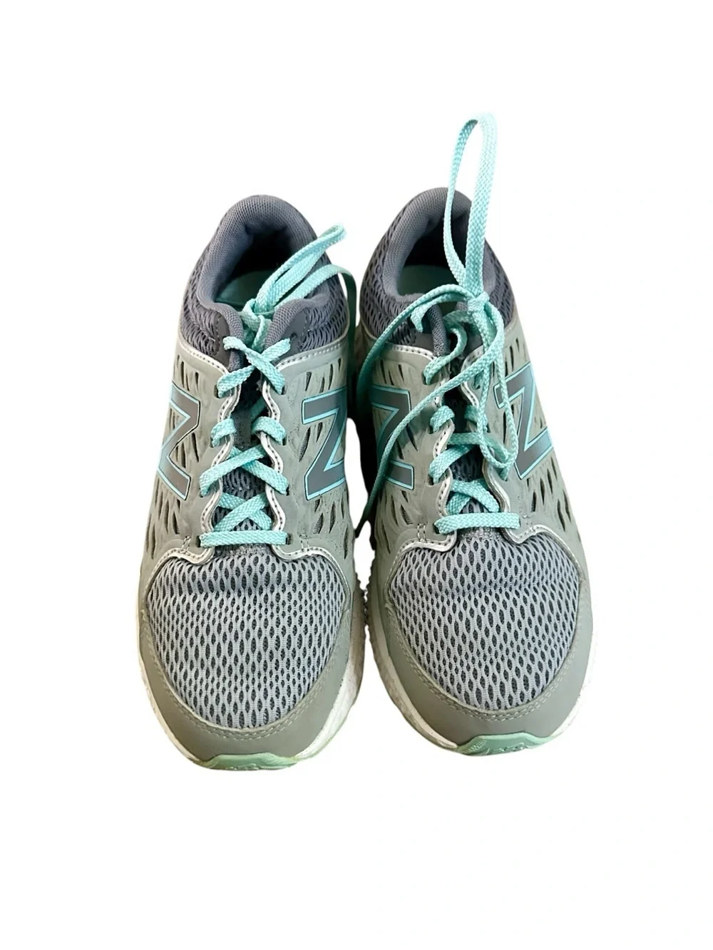 New Balance Woman’s Response 1.0  Light Green size 7.5